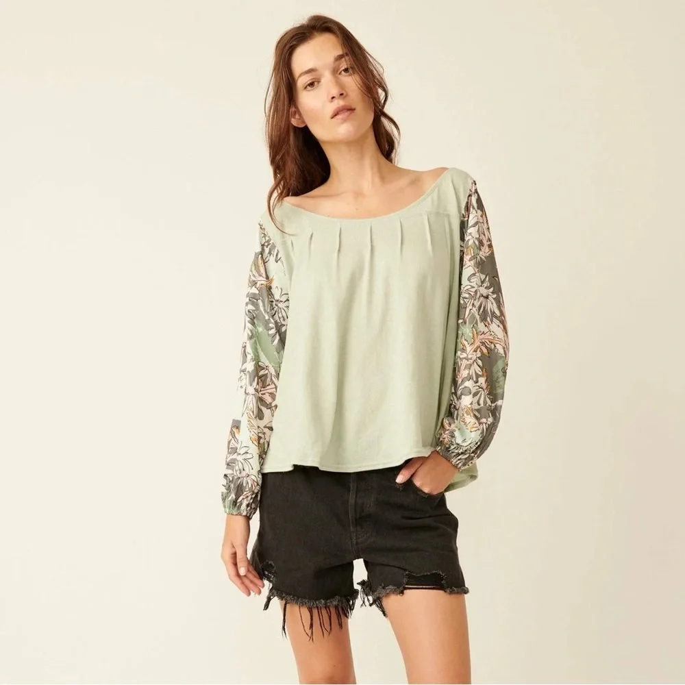 262. NWT Free People Moss Green Blouse with Floral Print Sleeves